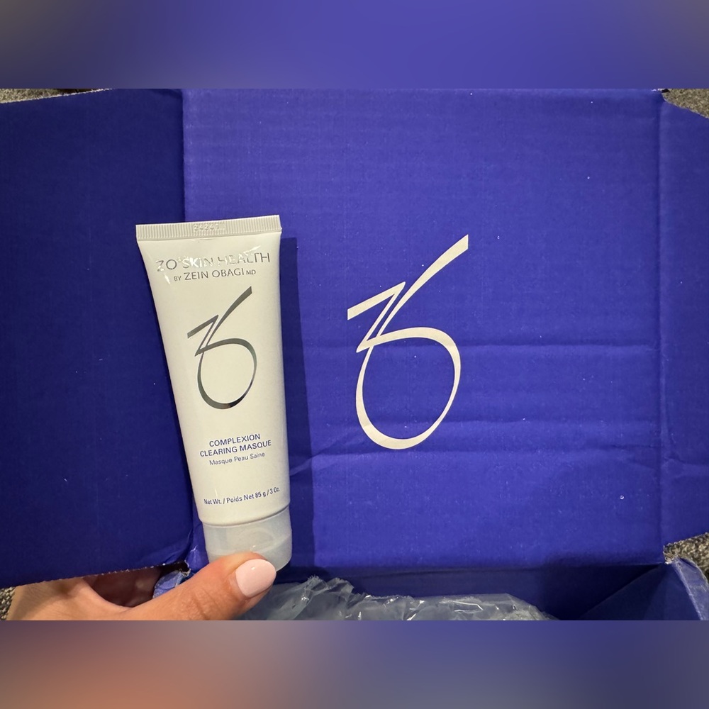 ZO SKIN HEALTH Complexion Clearing Masque - Picture 4 of 7